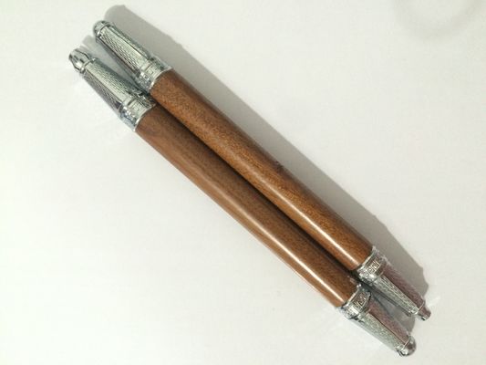 中国 木製の二重頭部4Dの手動眉毛の永久的な構造の入れ墨のペン サプライヤー